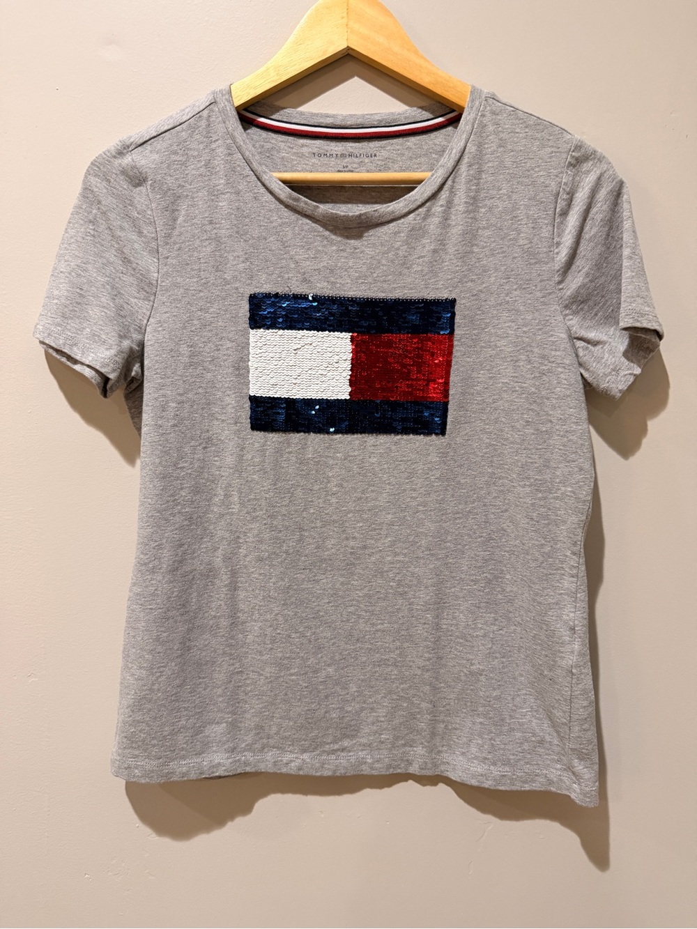 Tommy Hilfiger Sequin Logo Shirt Y2K 90s American Casual Vintage Throwback